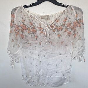 Love Stitch Floral Blouse